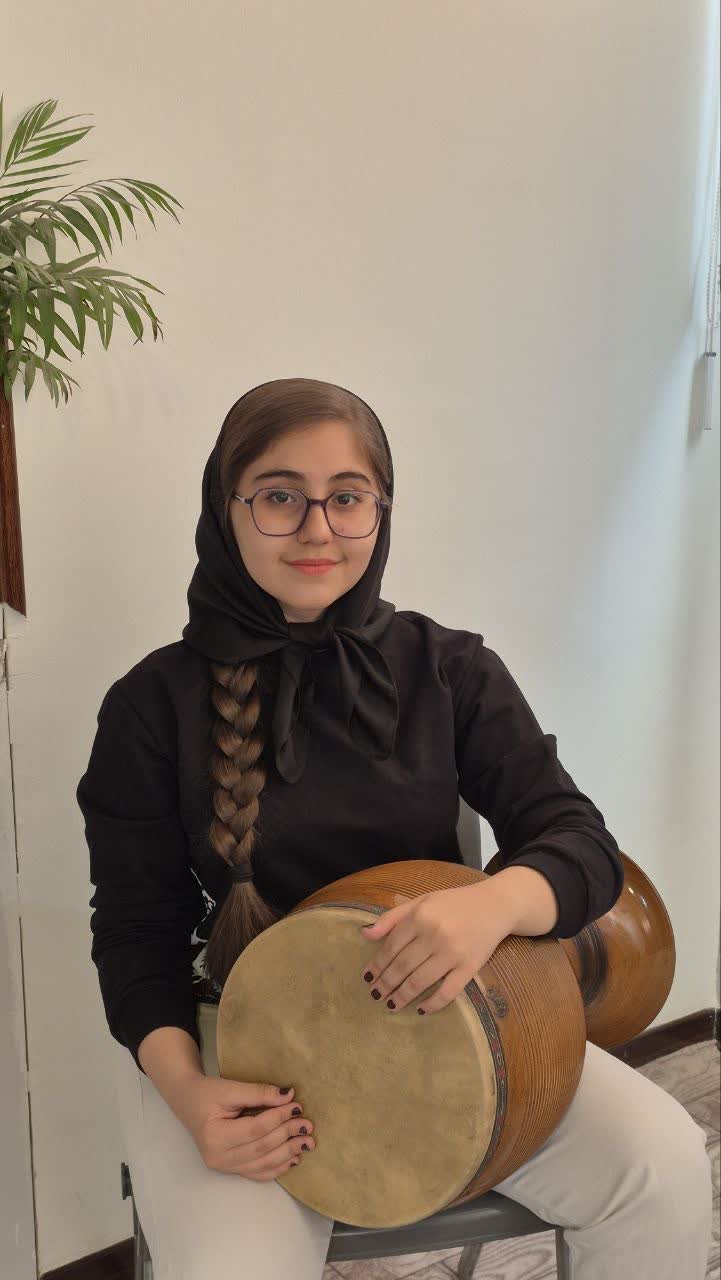 لعیا شفیعیون